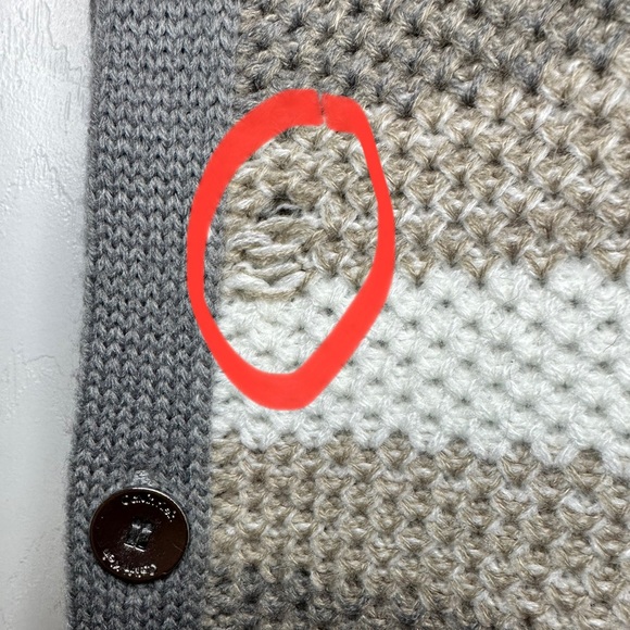 Calvin Klein Striped Sweater Tunic Silver Side Button Poncho - One Size (XXL) - Picture 4 of 12